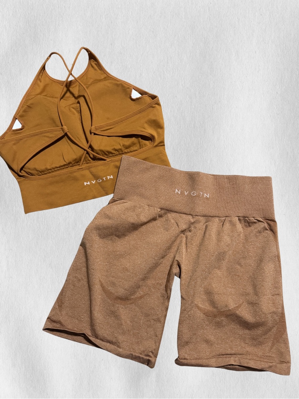 NVGTN Orange Crop Top and High-Waist Bike Shorts Set - Picture 2 of 8